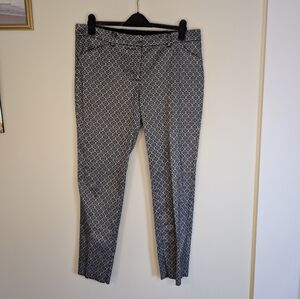 Valerie Stevens Ankle Pants Size 14 Black White Geometric Print Stretch Career